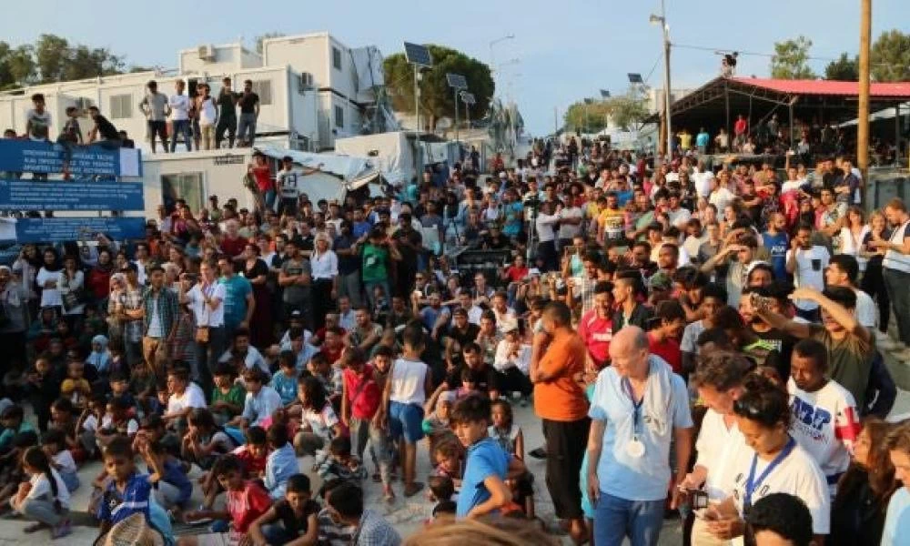 Λέσβος: Μετανάστες διαμαρτύρονται στο ΚΥΤ στη Μόρια